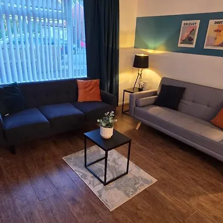 Apartment 3bdr Free Park-wi-fi Near Stadium Short&long Leeds (West Yorkshire)