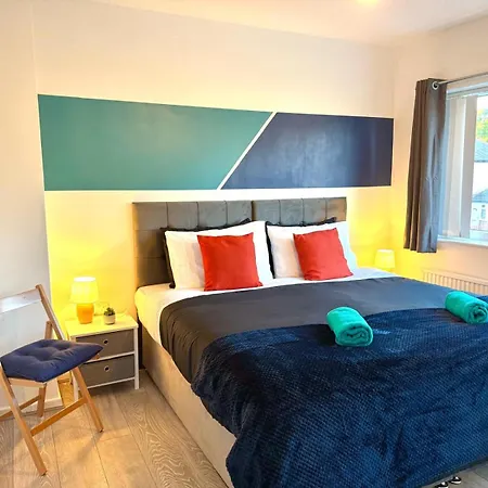 3bdr Free Park-wi-fi Near Stadium Short&long Leeds (West Yorkshire)