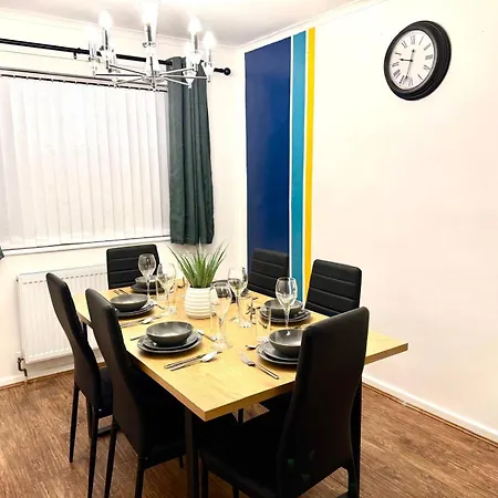 Apartment 3bdr Free Park-wi-fi Near Stadium Short&long *